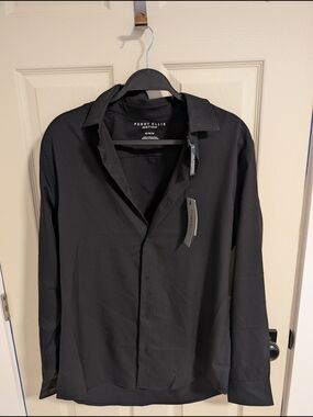Perry Ellis Black Long-Sleeve Button Shirt
